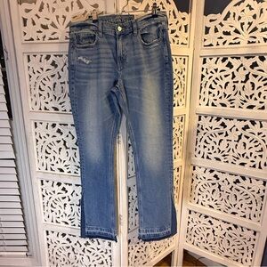 NWT American Eagle Outfitters Light Blue Low Rise Skinny Kick Jeans Sz 10
